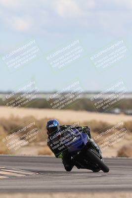 media/Nov-16-2025-Race Pace (Sun) [[8c5fa54630]]/Verified Riders/9-Turn 16 (150pm)/